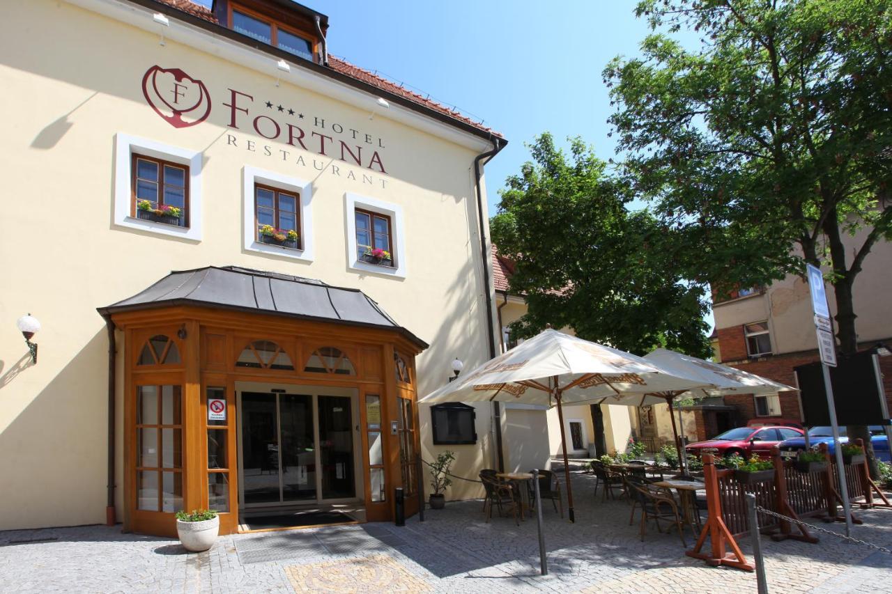 Hotel Fortna Chrudim Eksteriør billede